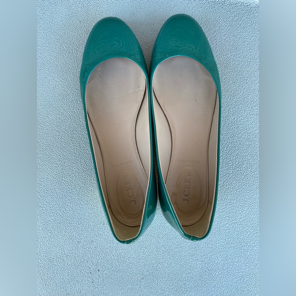 JCrew Green Flats with Gold Heel Women’s 7 - Picture 2 of 12